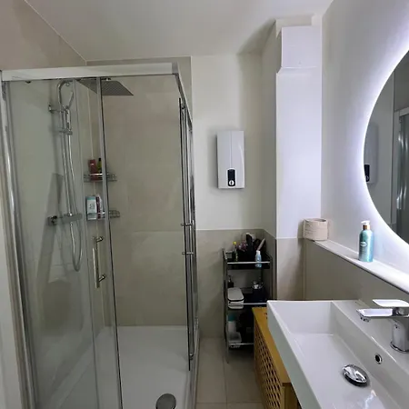 Apartment Charmantes In Naehe Rhein & Zentrum *